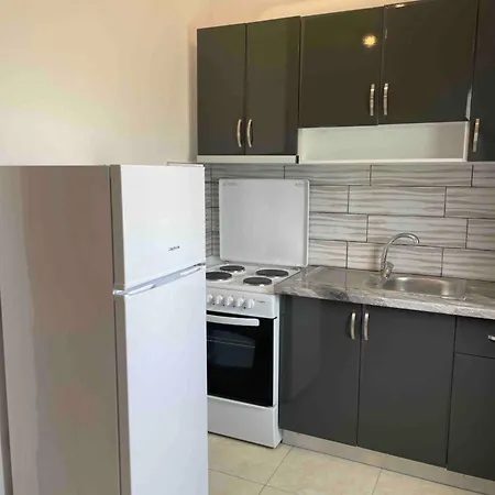 בית נופש Summer Escape פרספורוס