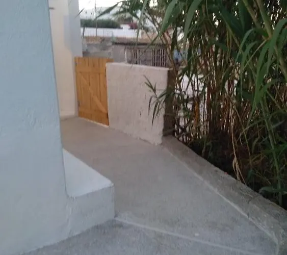 Summer Escape Parasporos