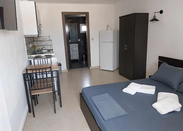 Summer Escape Parasporos