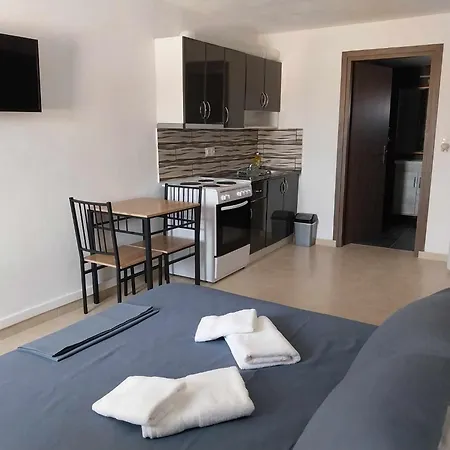 Summer Escape * Παράσπορος