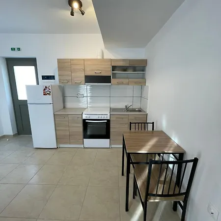 Souvlia Ferienhaus Parasporos