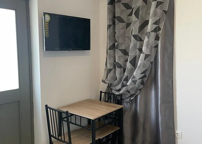 Summer Escape Semesterbostad Parasporos