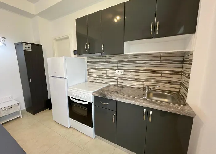 Summer Escape Παράσπορος